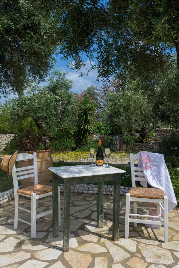 גאיוס Villa Elaia Suites & Apartments No.3 מראה חיצוני תמונה