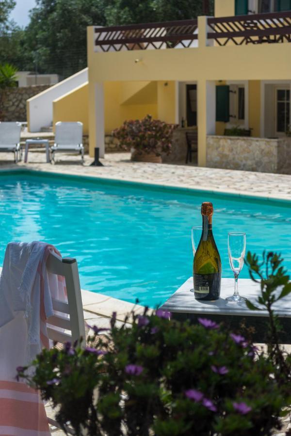 גאיוס Villa Elaia Suites & Apartments No.3 מראה חיצוני תמונה